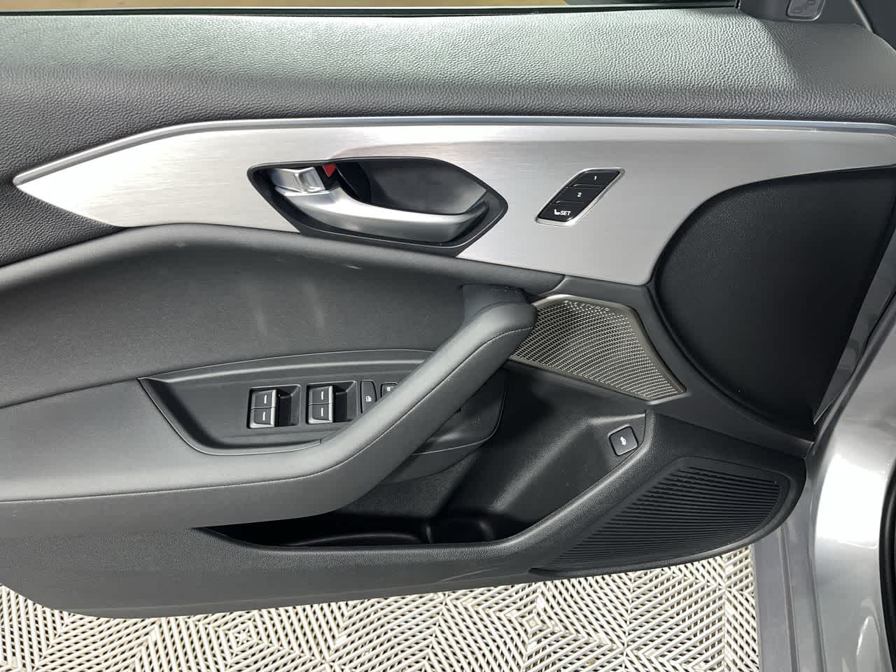 2025 Acura TLX w/Technology Package