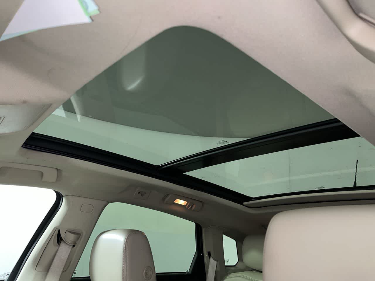 2011 Cadillac SRX Luxury Collection