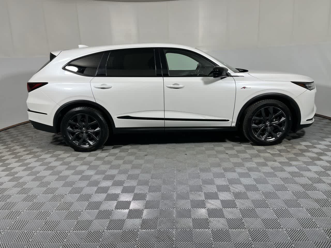 2022 Acura MDX w/A-Spec Package