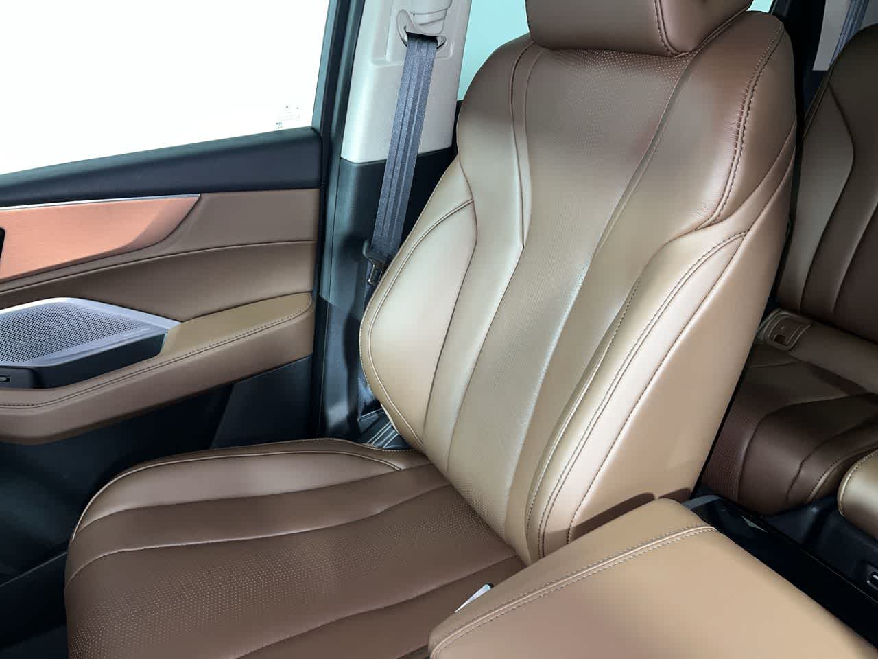 2025 Acura MDX w/Technology Package