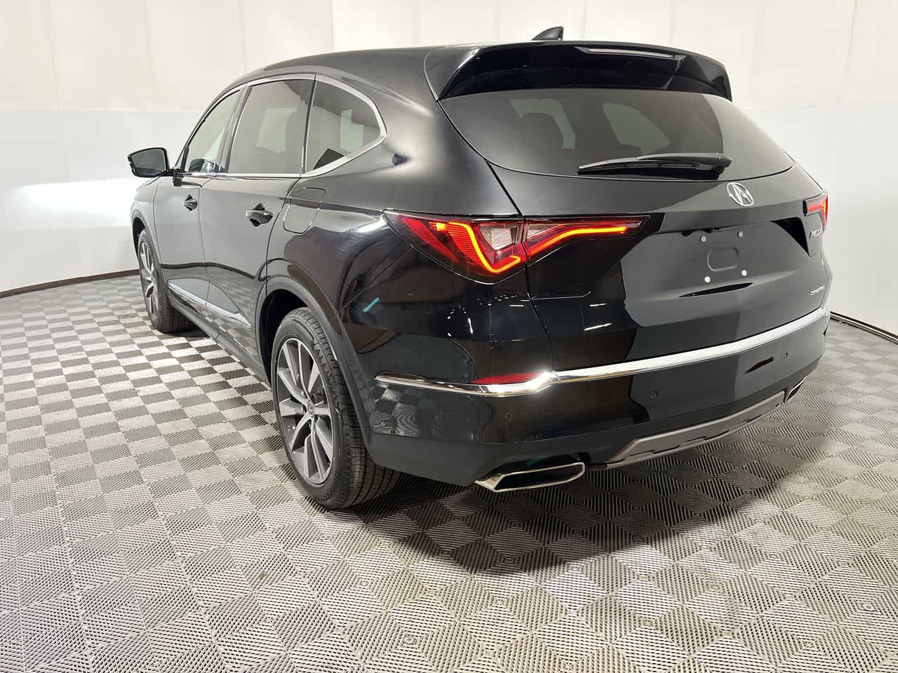 2025 Acura MDX w/Technology Package