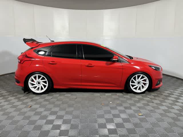 2017 Ford Focus ST
