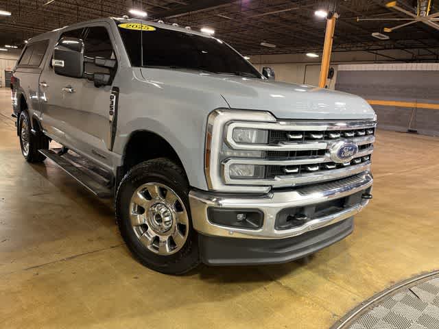 2025 Ford Super Duty F-350 SRW Pickup LARIAT