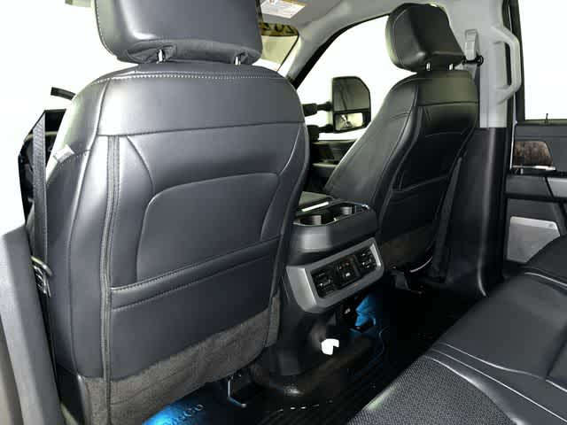 2025 Ford Super Duty F-350 SRW Pickup LARIAT