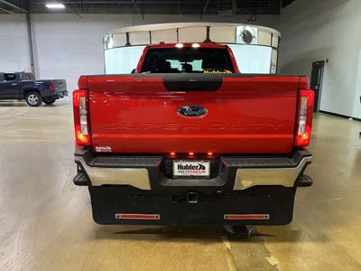 2025 Ford Super Duty F-350 DRW Pickup XLT