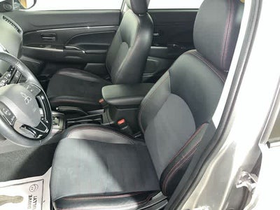 2024 Mitsubishi Outlander Sport SE