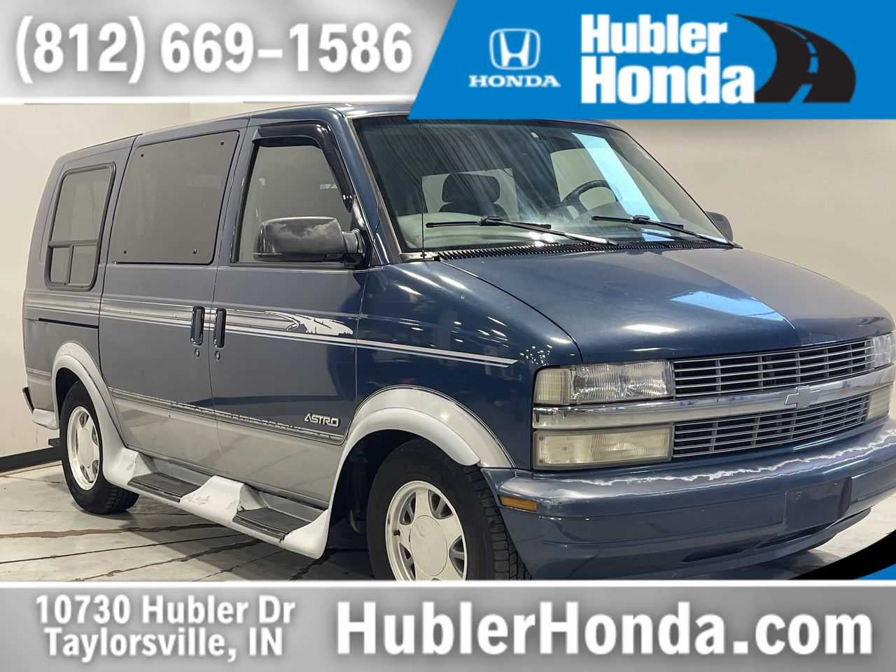 2000 Chevrolet Astro w/YF7