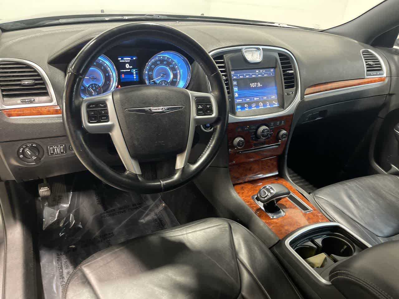 2014 Chrysler 300 4dr Sdn AWD
