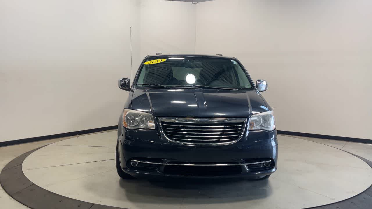 2014 Chrysler Town & Country Touring-L