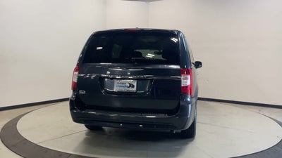 2014 Chrysler Town & Country Touring-L