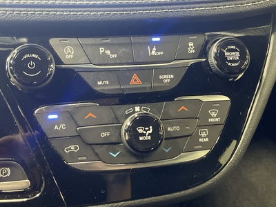 2023 Chrysler Pacifica Touring