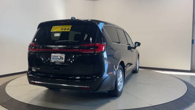 2023 Chrysler Pacifica Touring