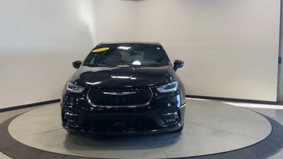 2023 Chrysler Pacifica Touring