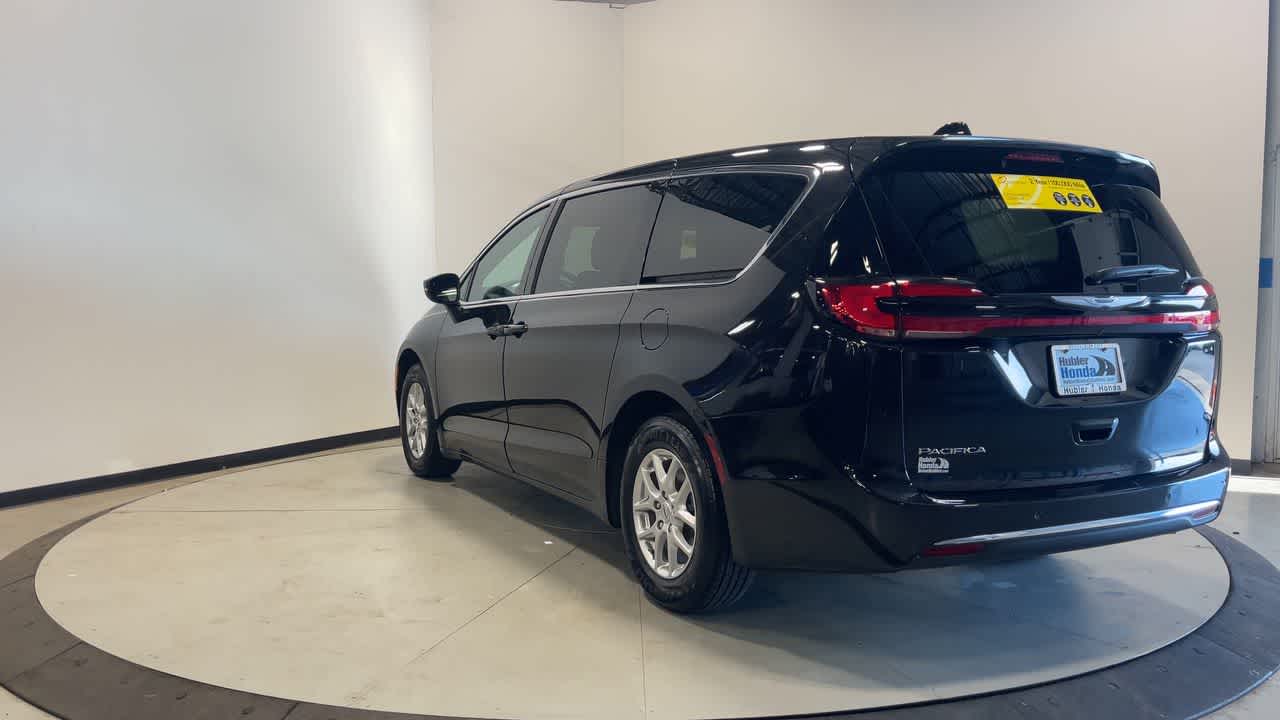 2023 Chrysler Pacifica Touring