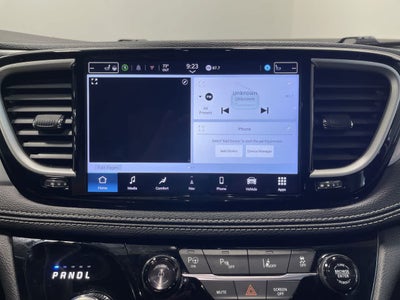 2024 Chrysler Pacifica Hybrid S Appearance Pkg