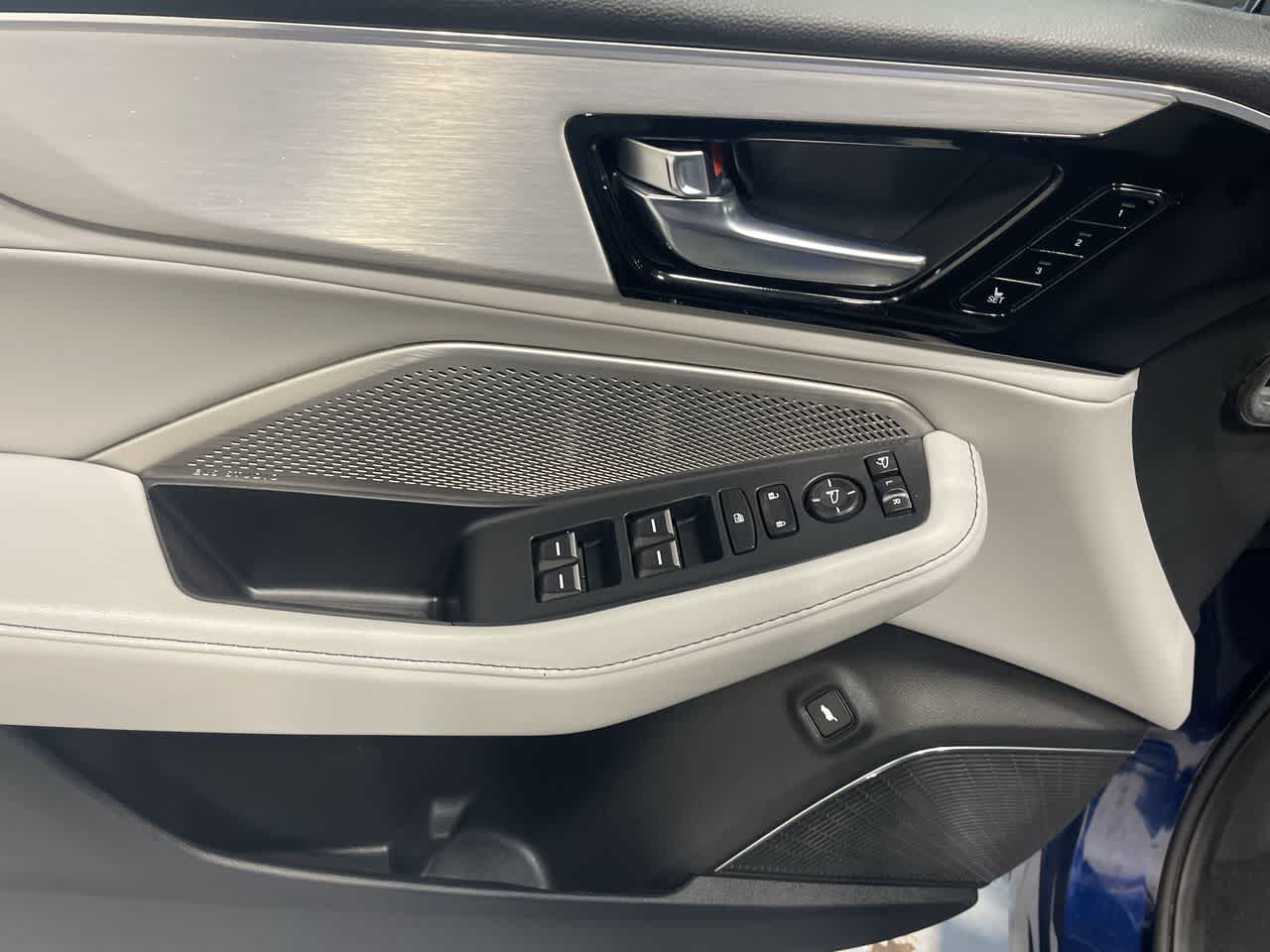 2023 Acura MDX w/Technology Package