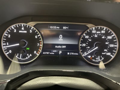 2025 Nissan Pathfinder SV
