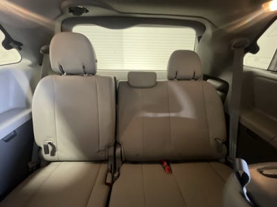 2019 Toyota Sienna XLE