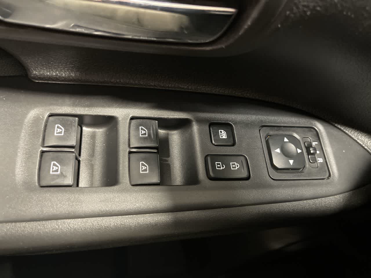 2020 Mitsubishi Outlander ES