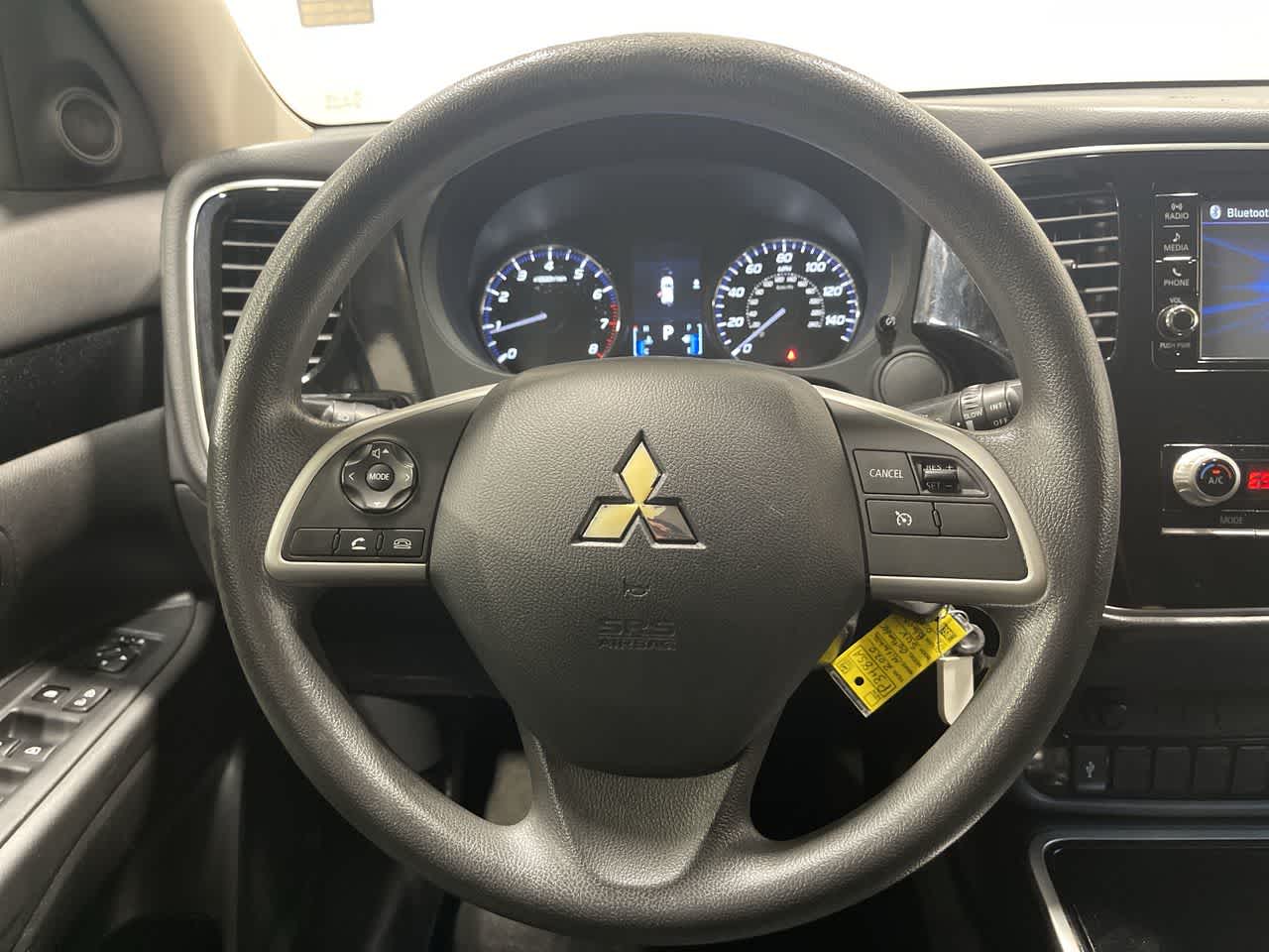 2020 Mitsubishi Outlander ES