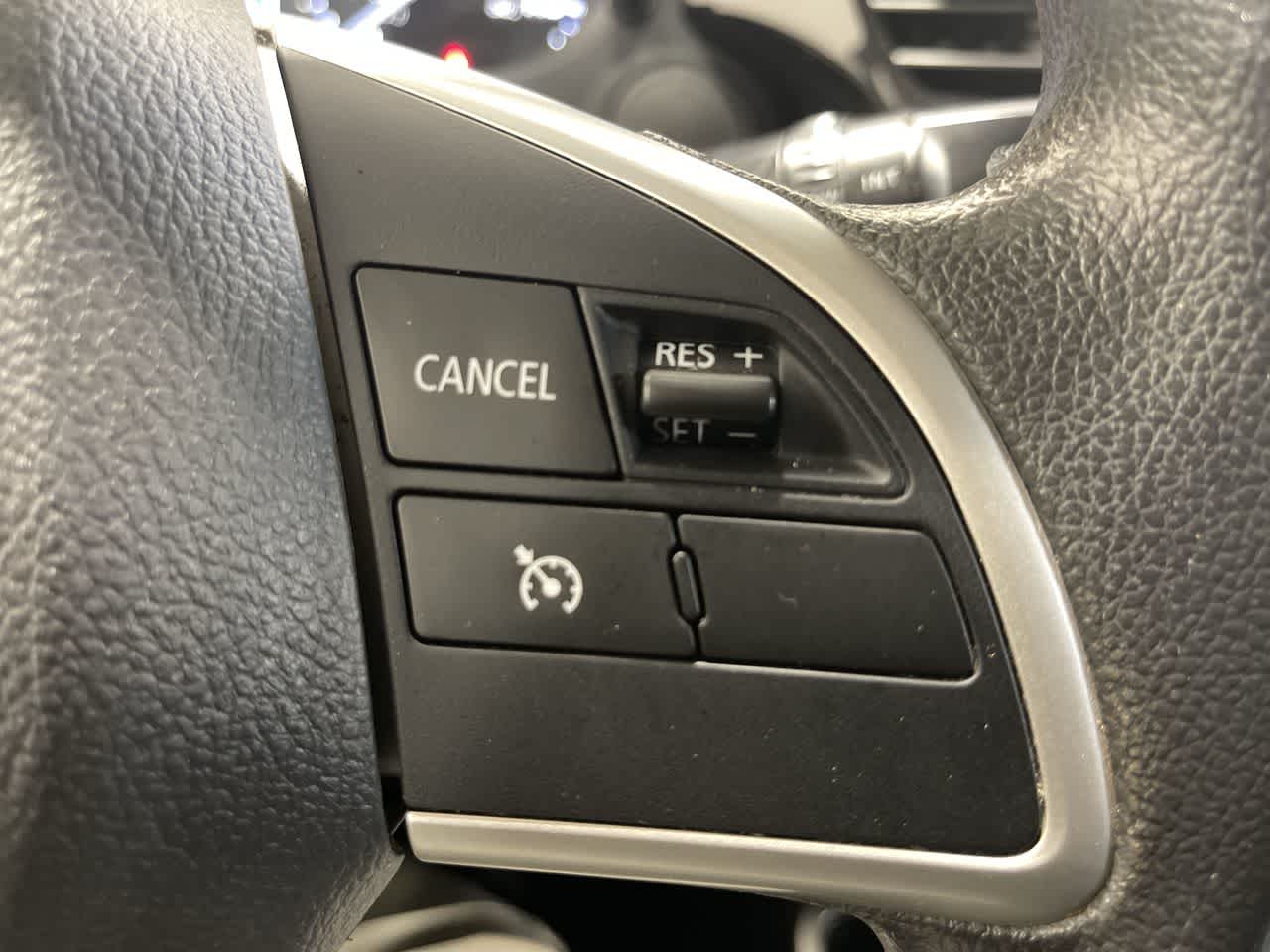 2020 Mitsubishi Outlander ES