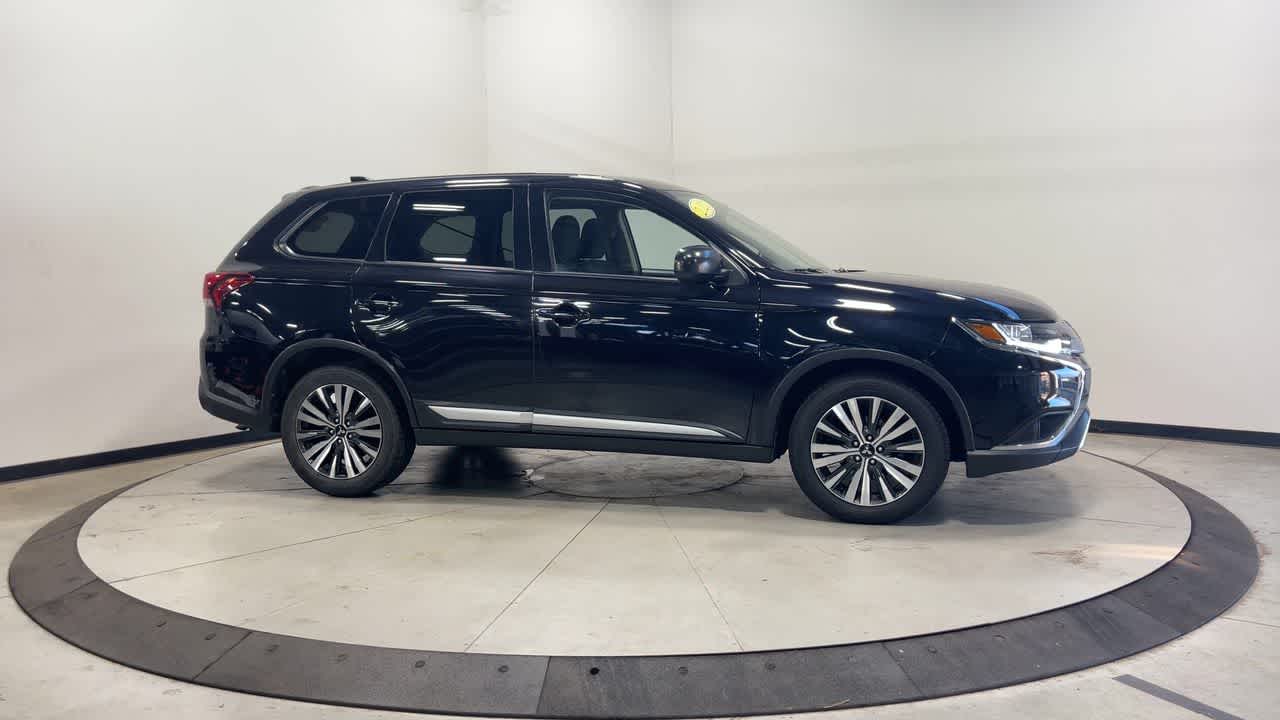 2020 Mitsubishi Outlander ES