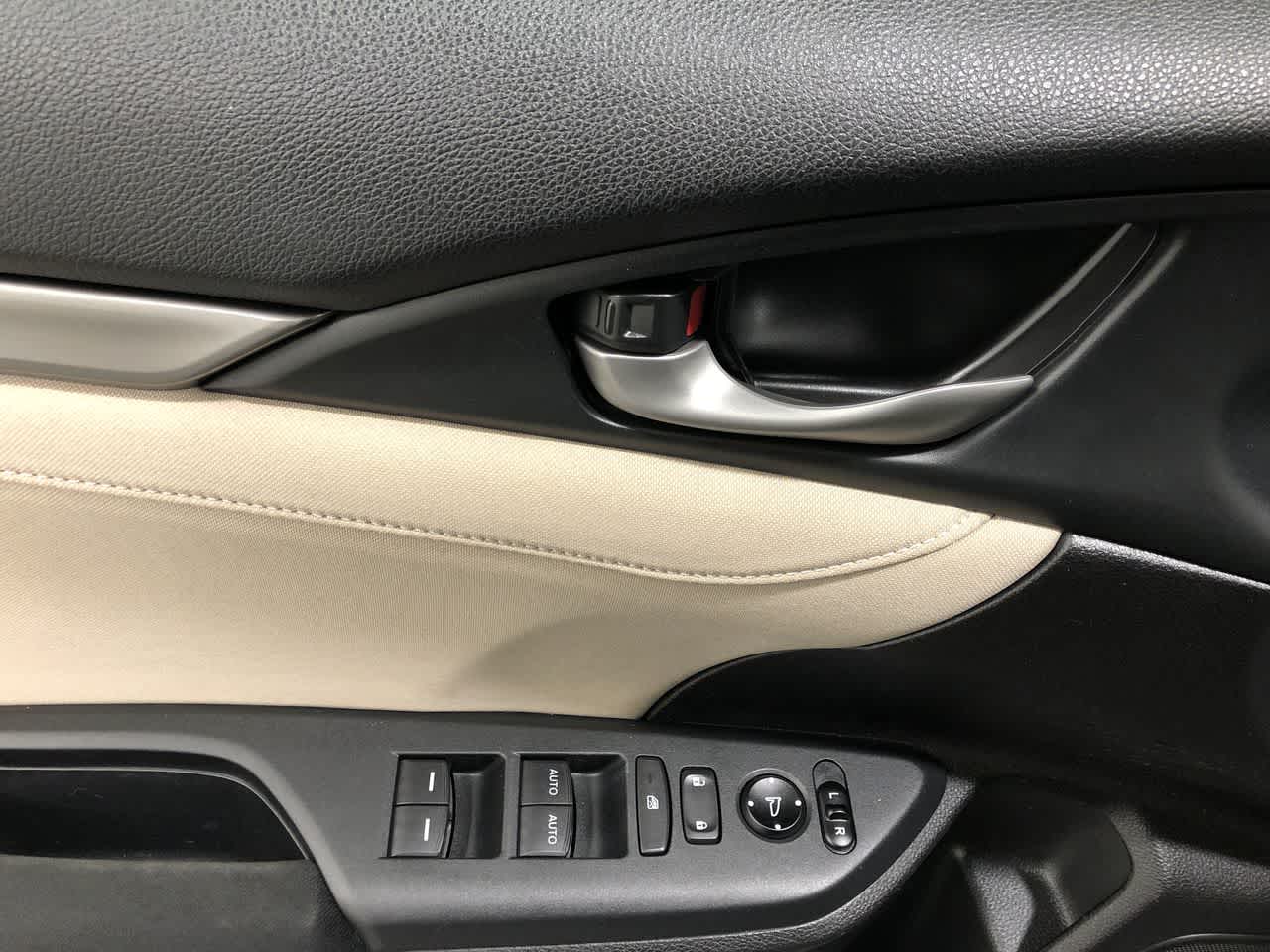 2019 Honda Civic Hatchback EX