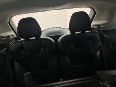 2022 Volvo XC90 Momentum