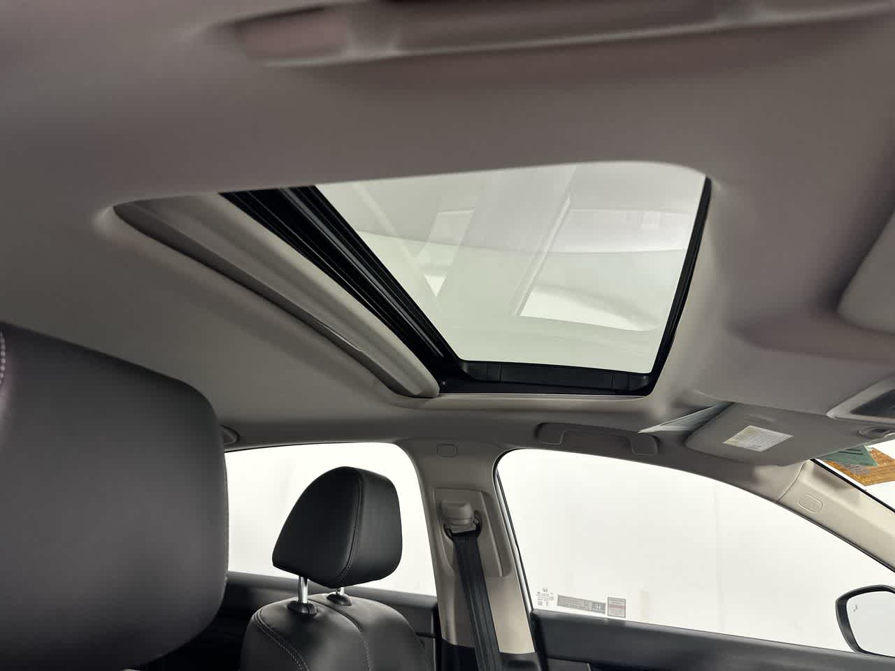 2024 Honda Civic Hatchback EX-L