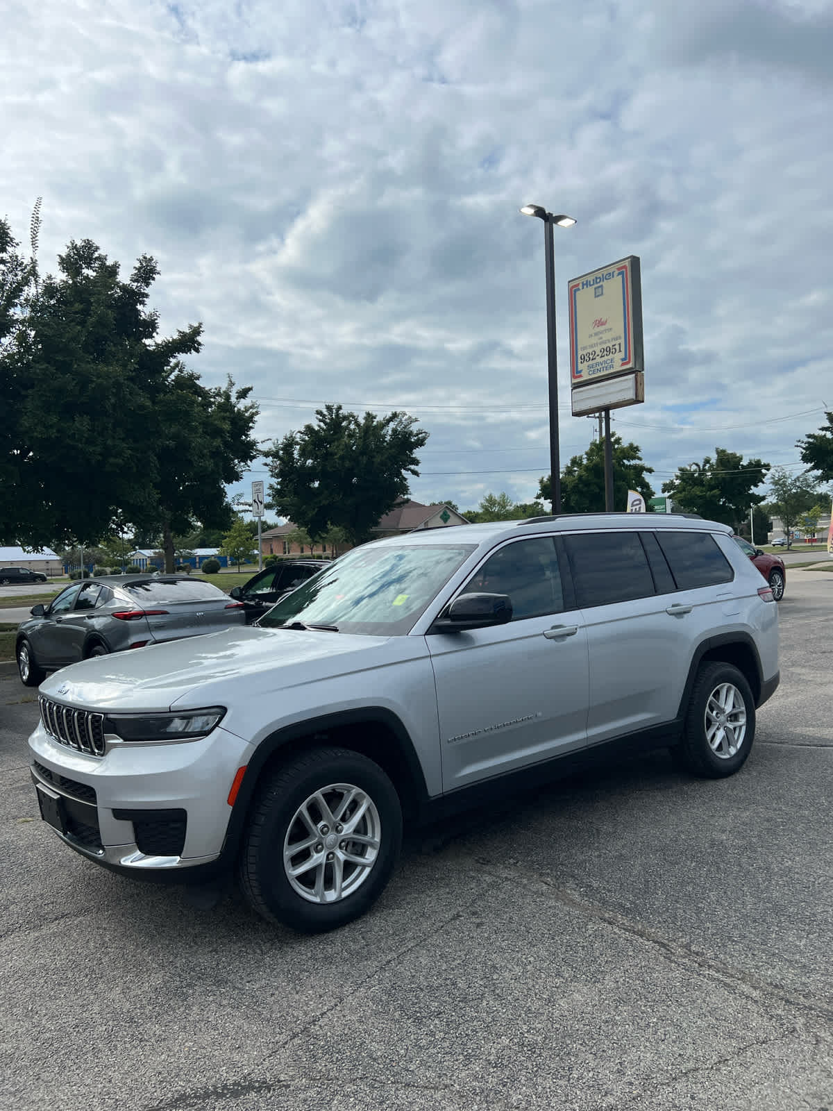 2023 Jeep Grand Cherokee L Laredo
