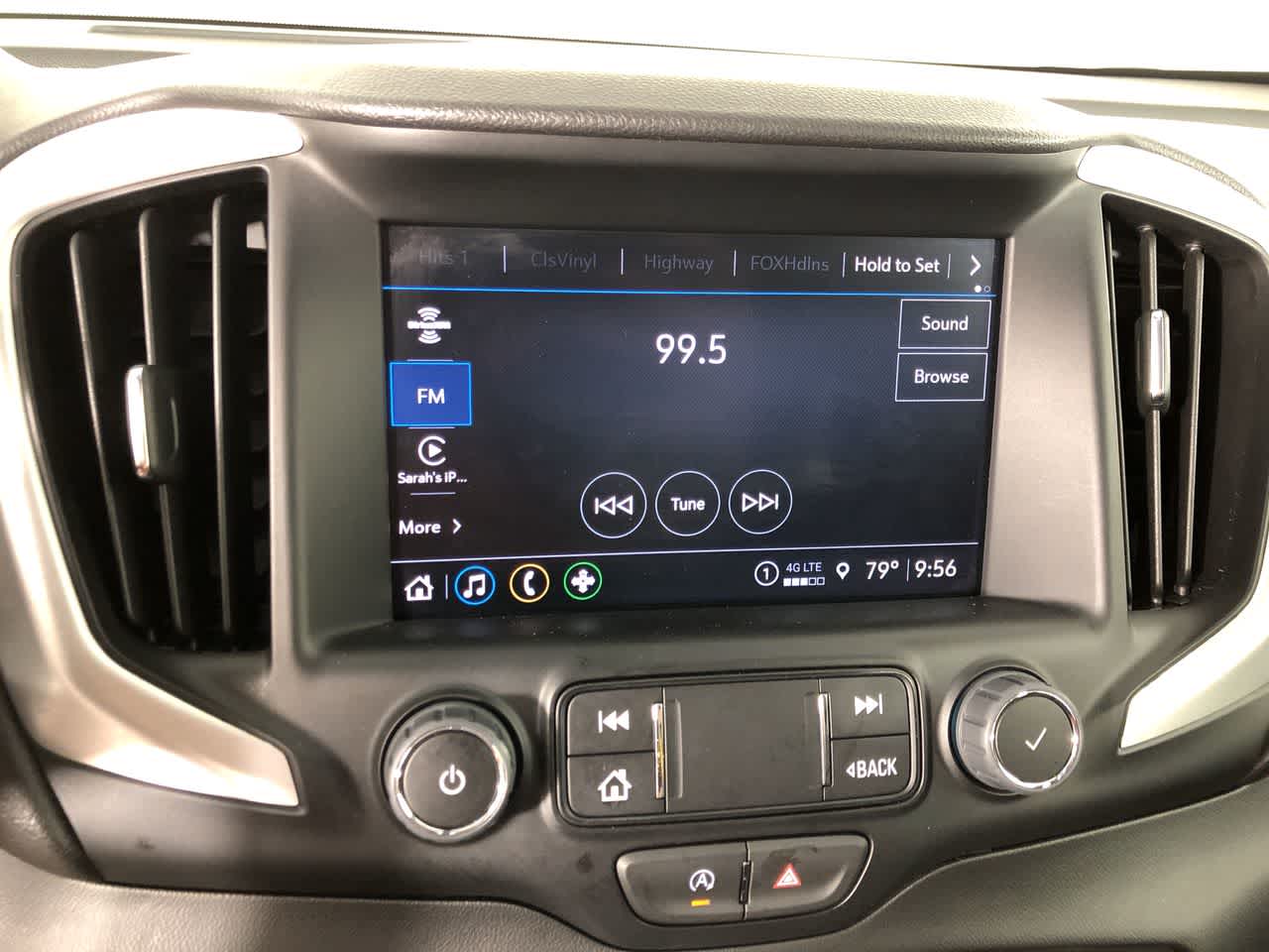 2023 GMC Terrain SLT