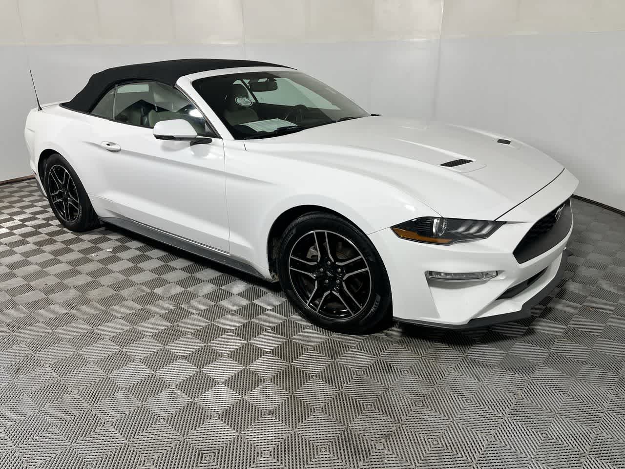 2019 Ford Mustang EcoBoost