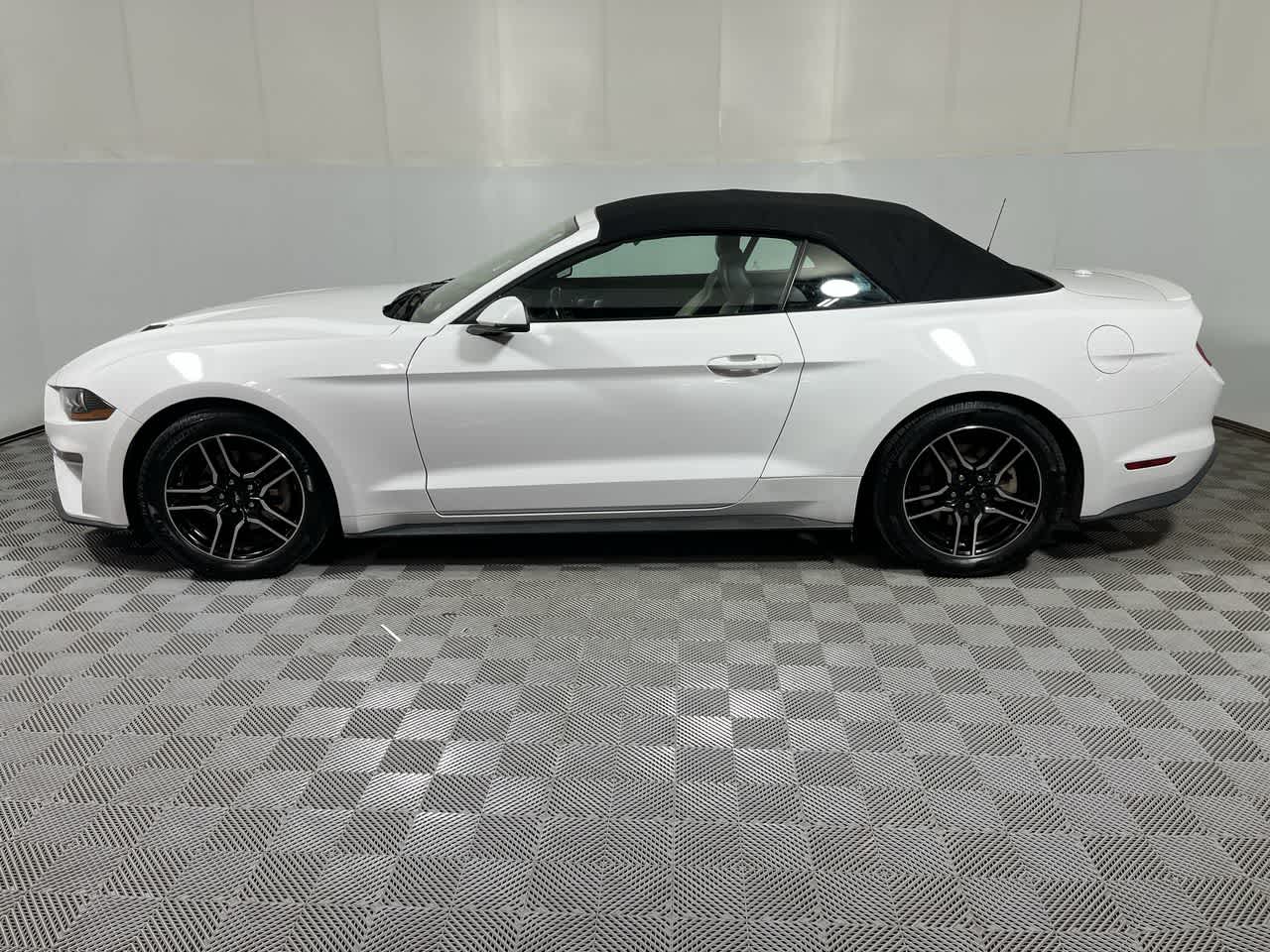 2019 Ford Mustang EcoBoost