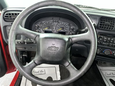 2000 Chevrolet S10 LS