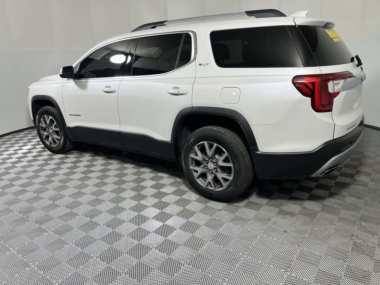 2020 GMC Acadia SLT