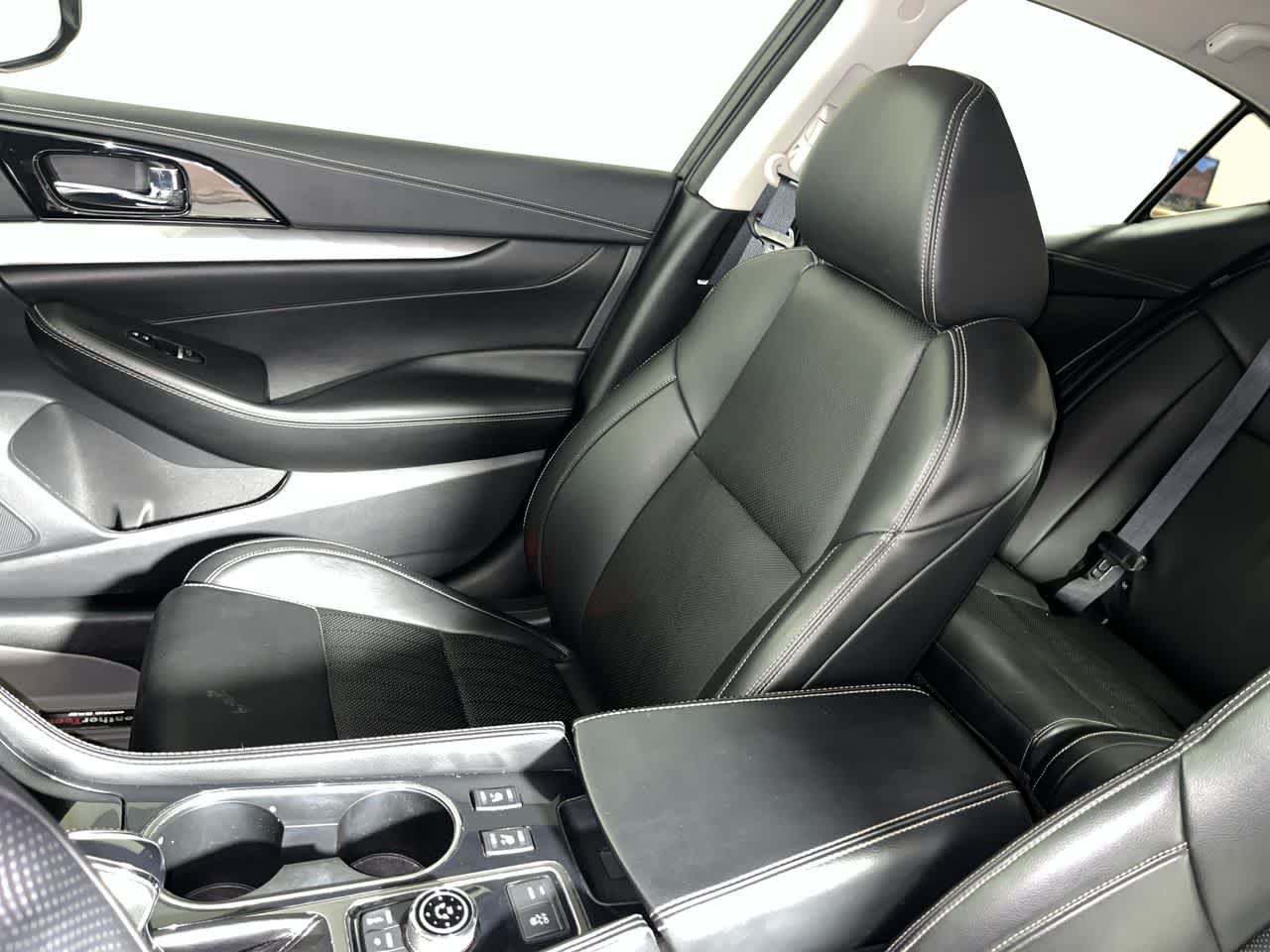 2022 Nissan Maxima SV
