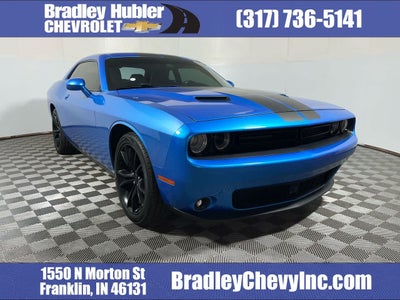 2016 Dodge Challenger SXT Plus