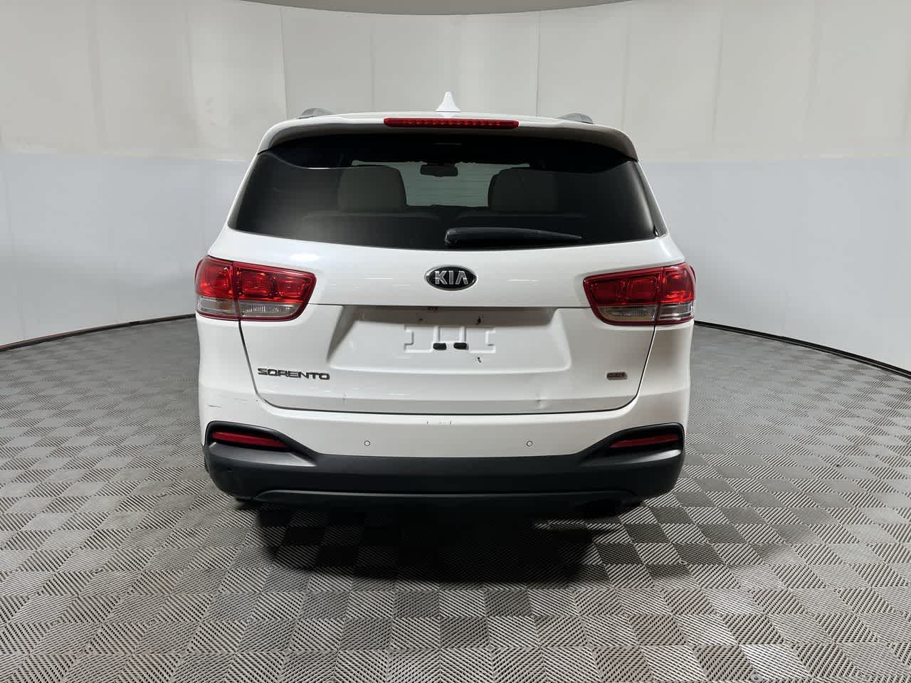 2016 Kia Sorento LX