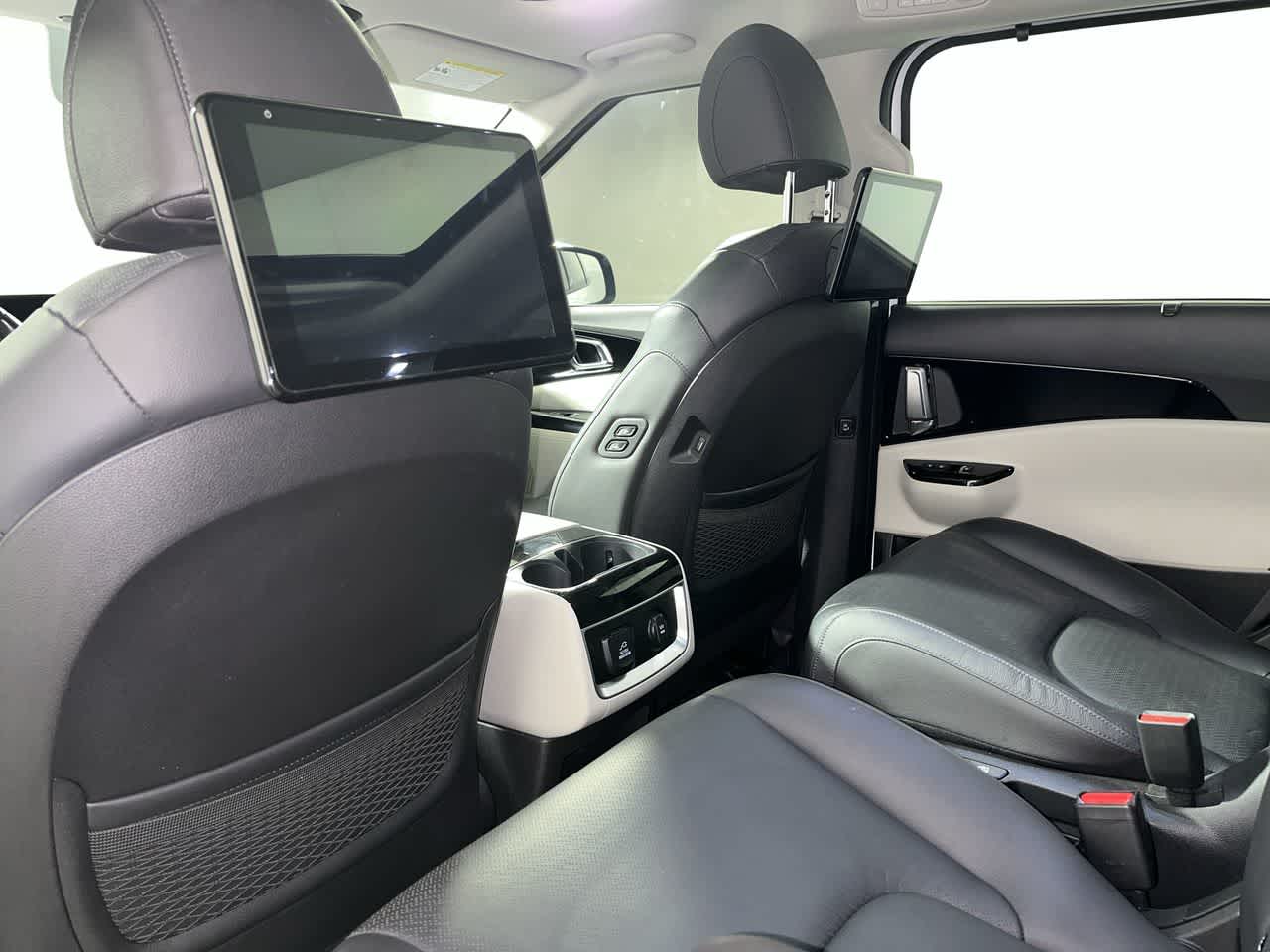 2023 Kia Carnival SX Prestige