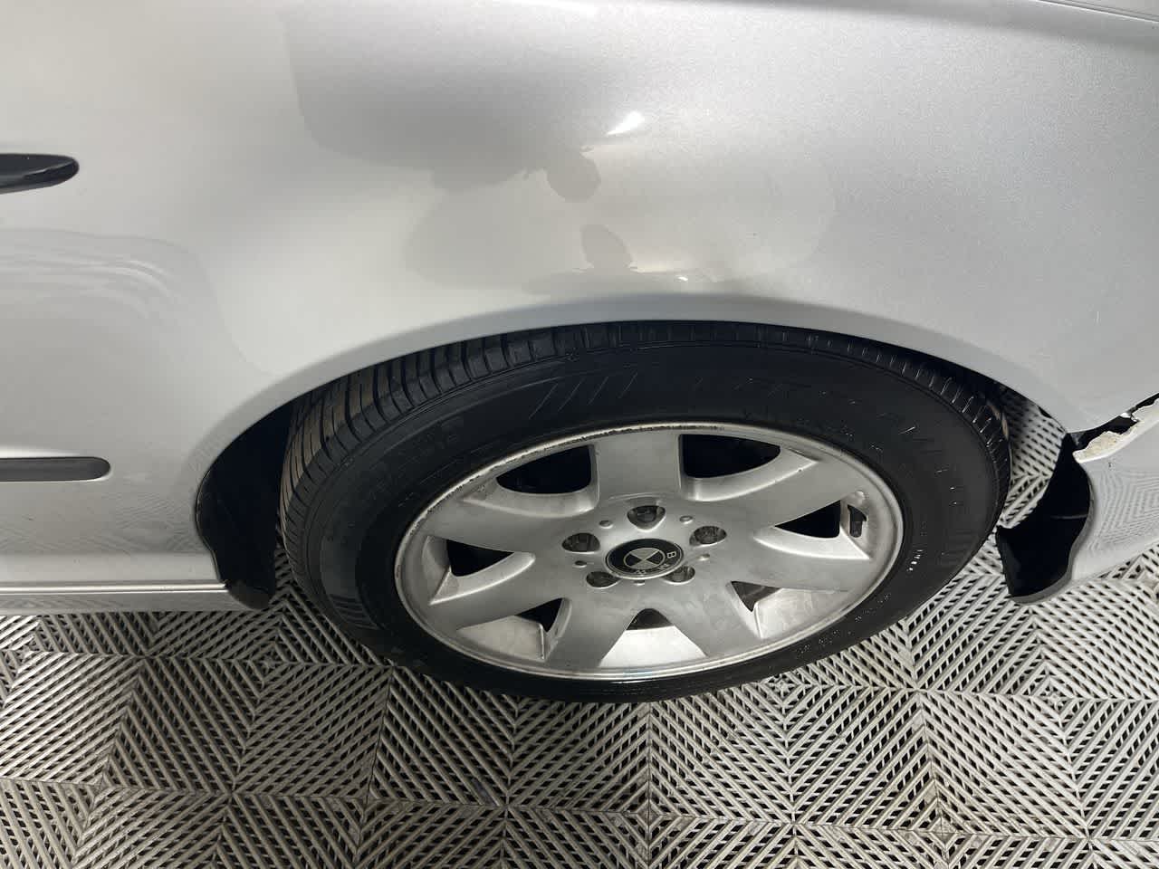 2005 BMW 3 Series 325i