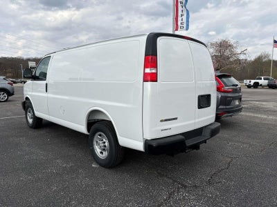 2025 Chevrolet Express Cargo WT