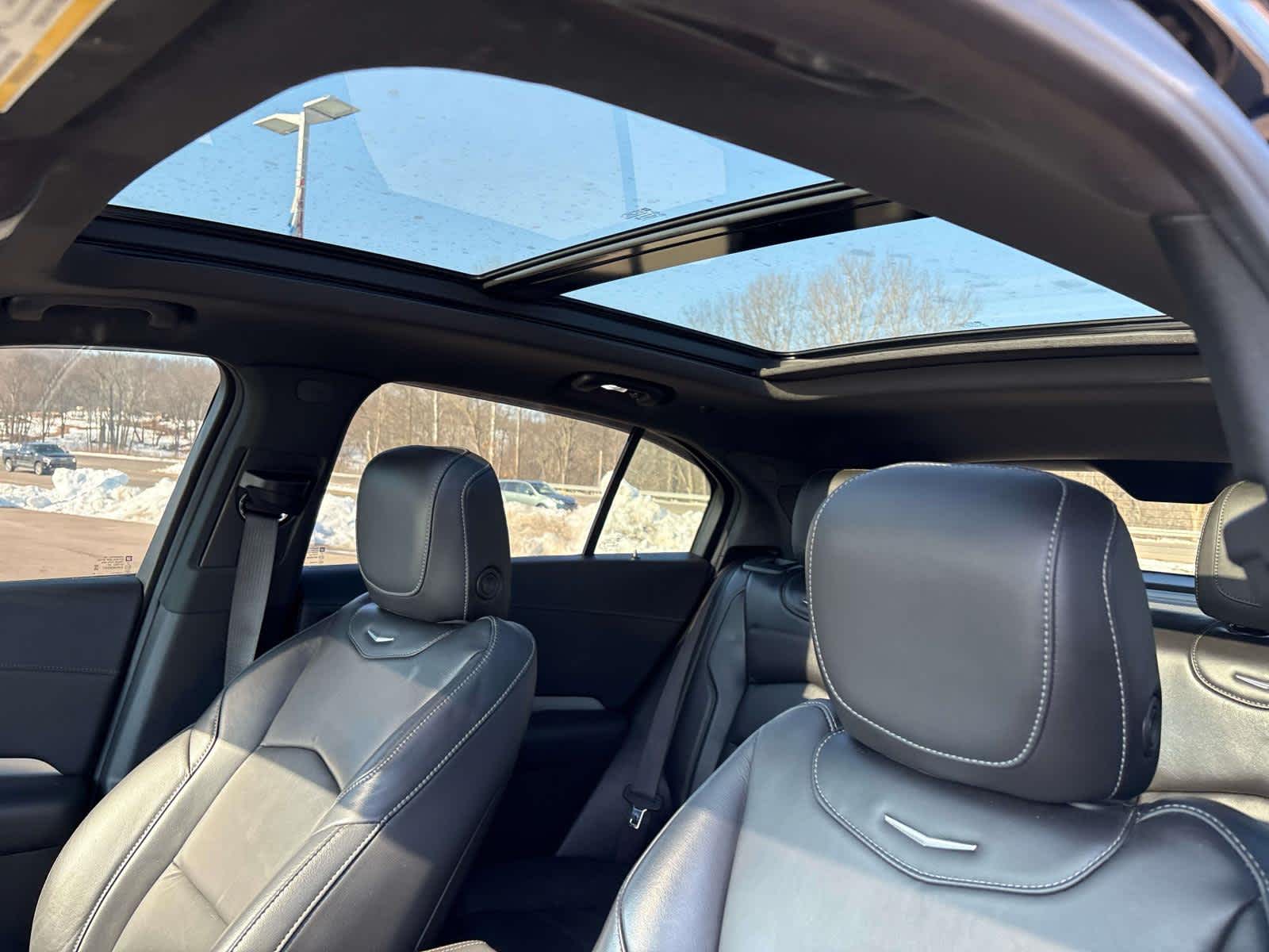 2020 Cadillac XT4 Premium Luxury