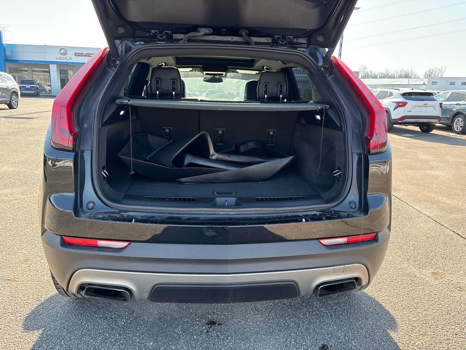 2020 Cadillac XT4 Premium Luxury