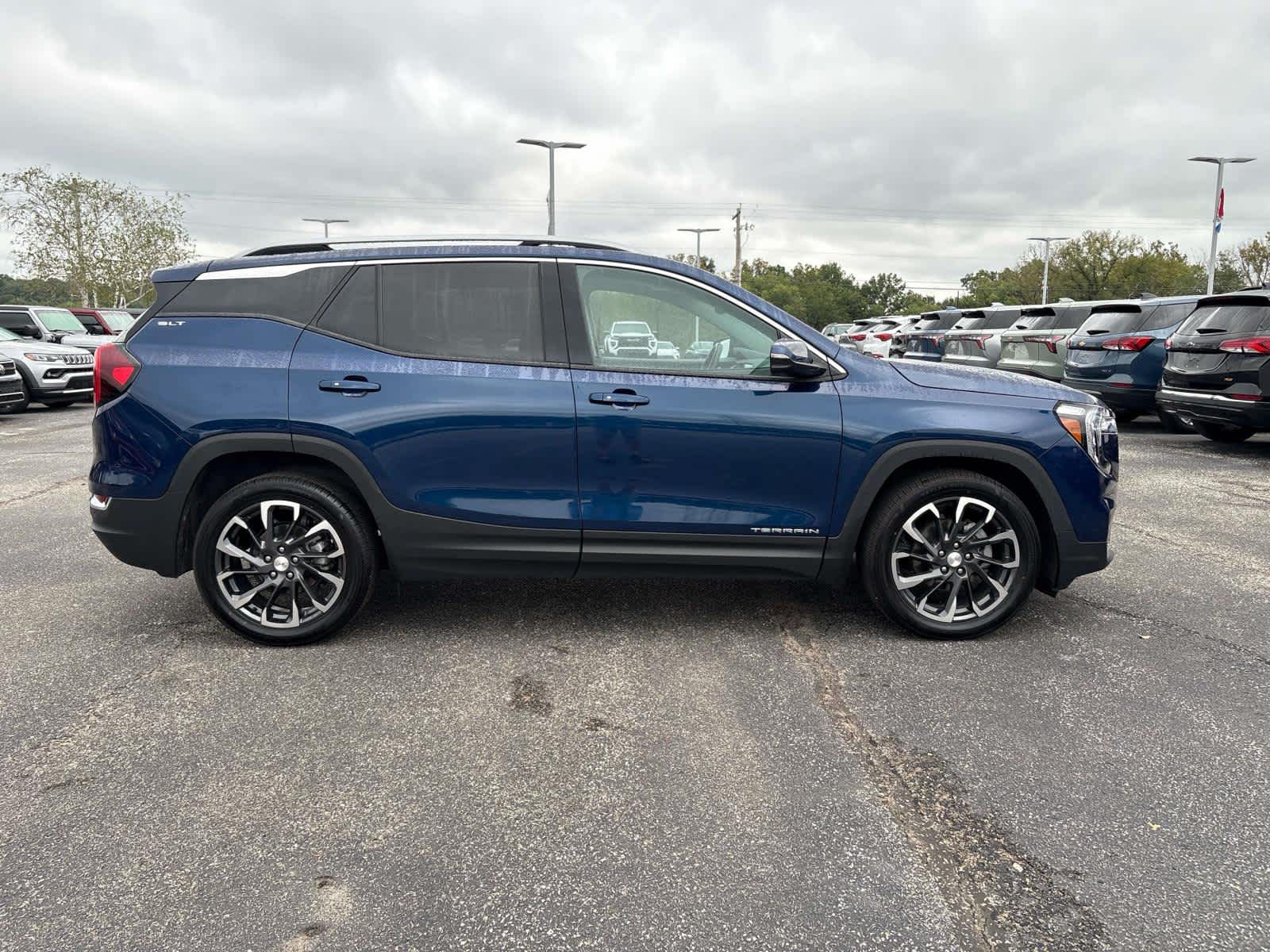 2022 GMC Terrain SLT