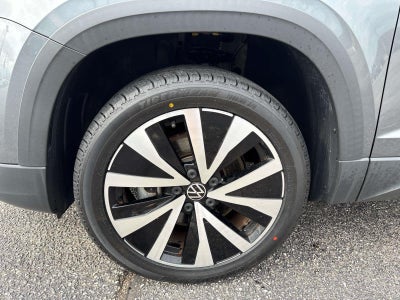 2023 Volkswagen Taos SE