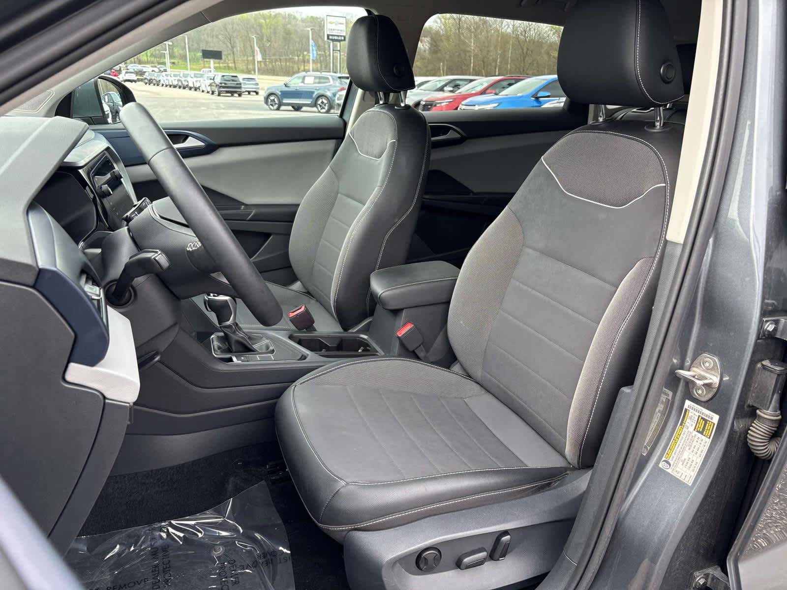 2023 Volkswagen Taos SE