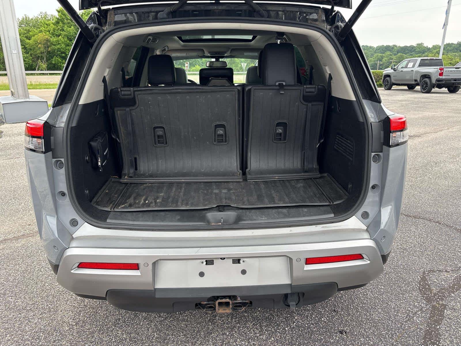 2022 Nissan Pathfinder Platinum