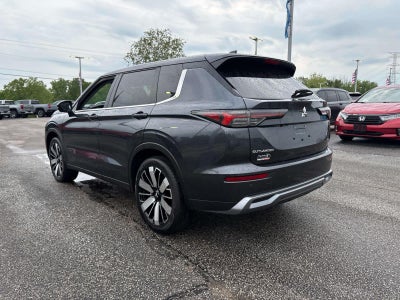 2025 Mitsubishi Outlander SE