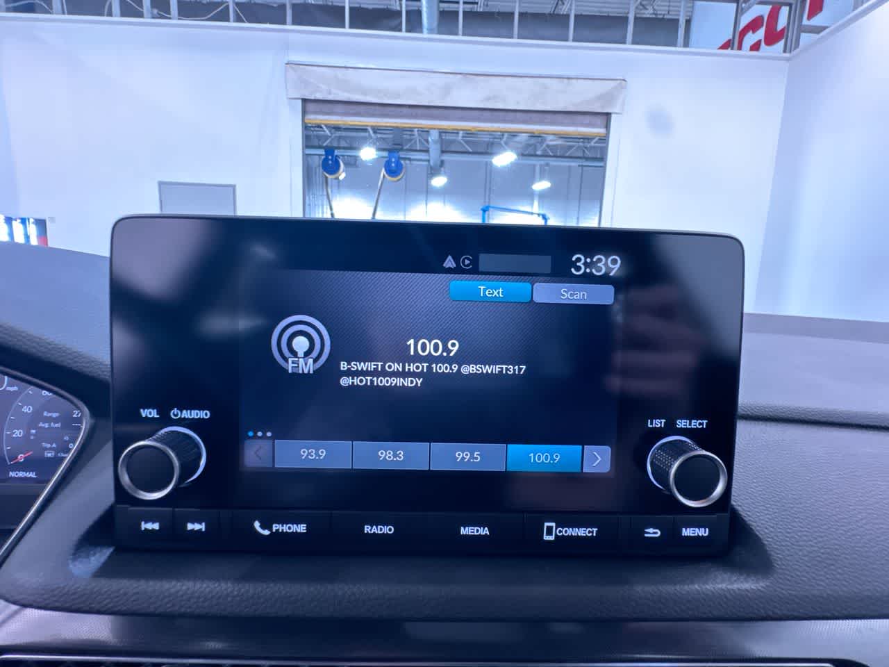 2023 Acura Integra w/A-Spec Package