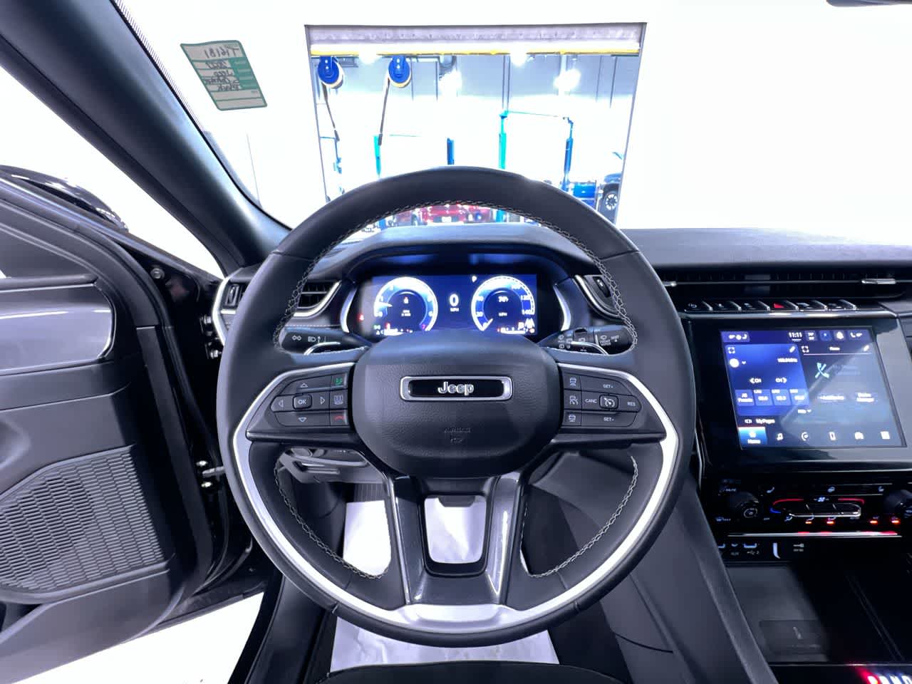 2023 Jeep Grand Cherokee L Altitude